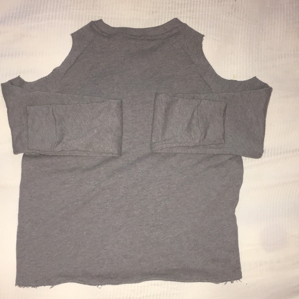 PINK CUT OUT COLD SHOULDER SWEARSHIRT - Picture 2 of 8